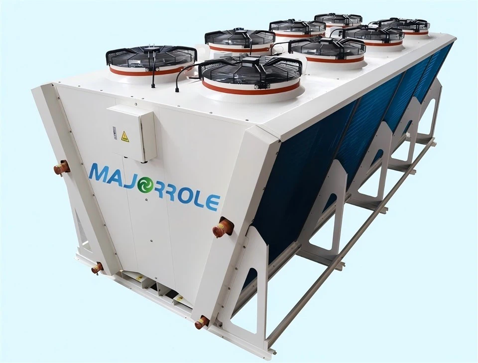 Stor luftkyld kondensor och torr kylare